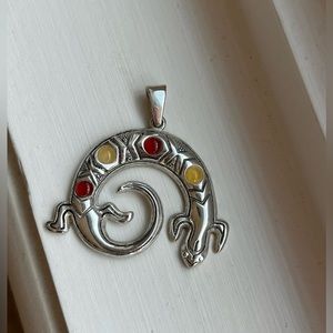 Sterling silver lizard pendant